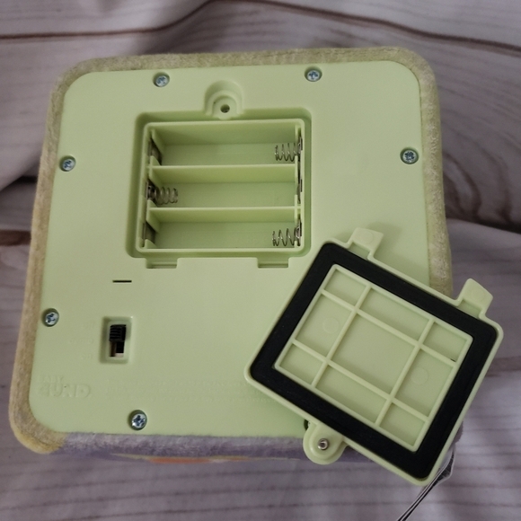 Baby Gund Fox In A Box Hide And Seek Musical Plush Toy 2022 Interactive Sensory - Picture 13 of 14